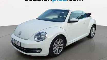Usado VW Beetle Design 110 CV (80 kW) 2015 Blanco Utilitario