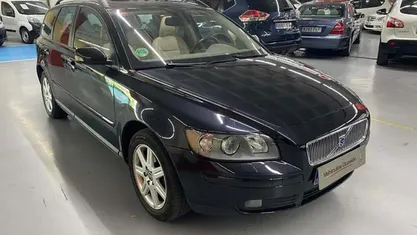 Usado Volvo V50 Momentum 101 CV (74 kW) 2006 Familiar
