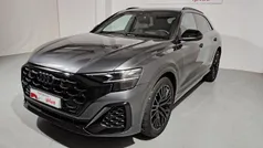 Gris Usado 2024 Audi Q8 Sport SUV | 86.500 € (Precio justo)