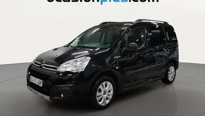 Usado Citroën Berlingo PureTech 110 CV (80 kW) 2017 Negro Monovolumen