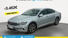 Usado 2020 VW Passat Executive Berlina | 23.890 € (Precio justo)