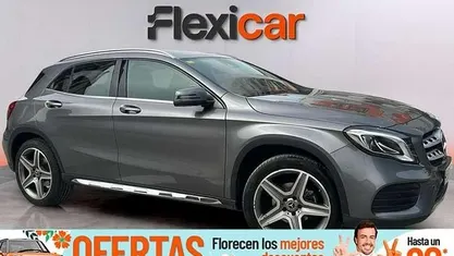 Käytetty Mercedes GLA180 122 HP (89 kW) 2018 Harmaa Katumaasturi