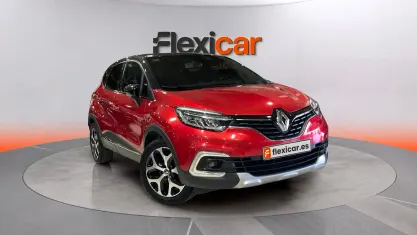 Usado Renault Captur Zen 120 CV (88 kW) 2018 Rojo SUV