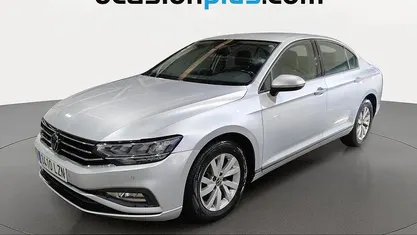 Usado VW Passat Business 122 CV (89 kW) 2022 Familiar
