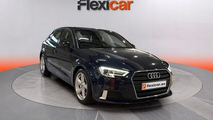 Begagnad Audi A3 Premium 116 HK (85 kW) 2017 Blå Sedan