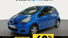 Usado 2012 Toyota Aygo Live Utilitario | 7290 € (Precio justo)
