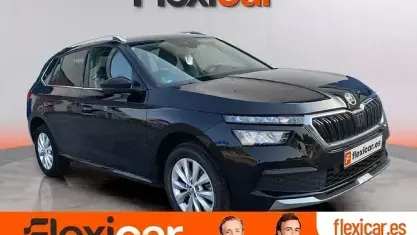 Usado Skoda Kamiq Ambition 90 CV (66 kW) 2022 Negro SUV