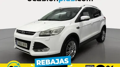 Blanco Usado 2014 Ford Kuga Titanium SUV | 10.450 € (Precio justo)