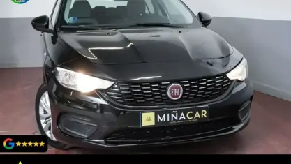 Usado Fiat Tipo Easy 120 CV (88 kW) 2018 Negro