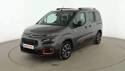 Käytetty Citroën Berlingo Shine 131 HP (96 kW) 2019 Harmaa Tila-auto