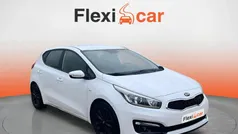 Blanco Usado 2017 Kia Ceed GT Berlina | 8490 € (Buen precio)