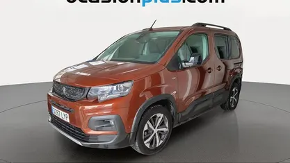 Usado Peugeot Rifter GT 131 CV (96 kW) 2022 Marrón Monovolumen