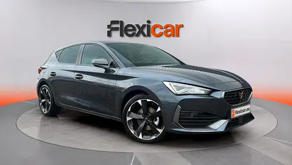 Usado Cupra Leon 150 CV (110 kW) 2022 Gris Berlina