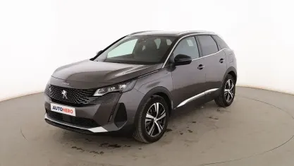 Usado Peugeot 3008 GT 224 CV (164 kW) 2023 Gris SUV