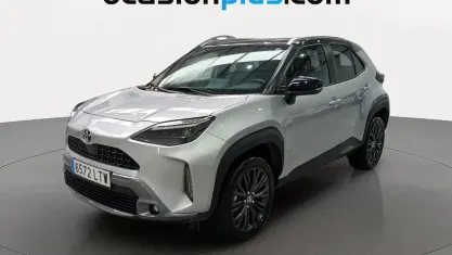 Używany Toyota Yaris Hybrid 116 KM (85 kW) 2021 Szary SUV