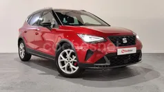 Rojo Usado 2023 Seat Arona FR SUV | 20.499 € (Precio justo)