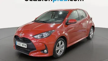 Usado Toyota Yaris Hybrid Active 116 CV (85 kW) 2024 Utilitario