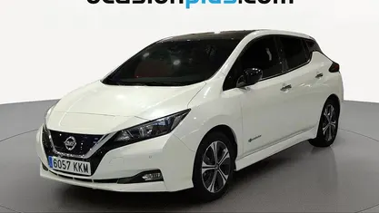 Käytetty Nissan Leaf N-Connecta 110 kW (150 HP) 2018 Valkoinen Viistoperä