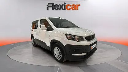 Usado Peugeot Rifter Active 101 CV (74 kW) 2021 Monovolumen