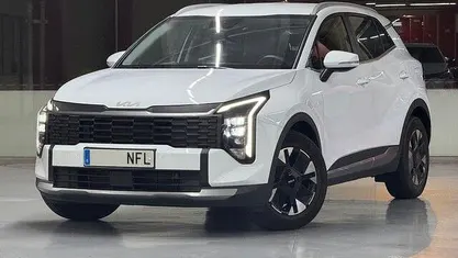Blanco Usado 2025 Kia Sportage SUV | 29.950 € (Precio justo)