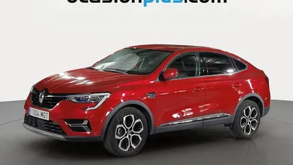 Rojo Usado 2023 Renault Arkana Techno SUV | 18.173 € (Buen precio)