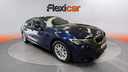 Usado BMW 318 150 CV (110 kW) 2021 Azul Berlina