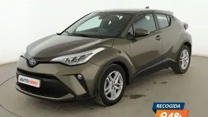 Usado Toyota C-HR Active 122 CV (89 kW) 2022 Gris SUV