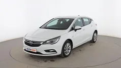 Blanco Usado 2018 Opel Astra Dynamic Berlina | 11.899 € (Precio justo)