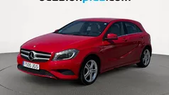 Rojo Usado 2015 Mercedes A180 Urban Utilitario | 15.990 € (Precio justo)
