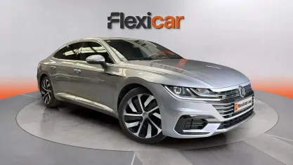 Usado VW Arteon 190 CV (139 kW) 2018 Gris Utilitario