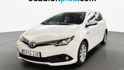 Usado Toyota Auris Hybrid Active 136 CV (100 kW) 2015 Blanco Utilitario