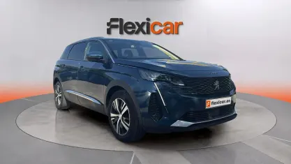 Usado Peugeot 5008 Allure 131 CV (96 kW) 2021 Azul SUV