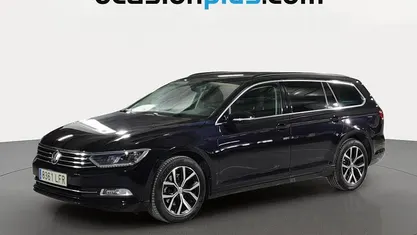 Usado VW Passat Advance 150 CV (110 kW) 2020 Negro Familiar