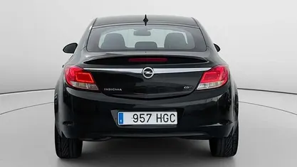 Używany Opel Insignia Eco 160 KM (117 kW) 2011 Czarny Sedan/Limuzyna