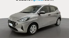 Gris Usado 2022 Hyundai i10 Utilitario | 10.228 € (Precio justo)