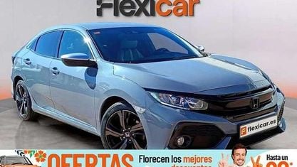 Usado Honda Civic Elegance 120 CV (88 kW) 2019 Gris Utilitario