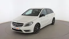 Blanco Usado 2013 Mercedes B200 Monovolumen | 14.899 € (Caro)