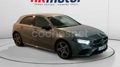 Usado 2023 Mercedes A180 AMG line Berlina | 30.890 € (Precio justo)