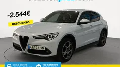 Blanco Usado 2022 Alfa Romeo Stelvio Sprint SUV | 27.990 € (Precio justo)