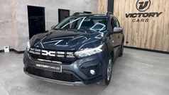 Gris Usado 2023 Dacia Sandero Essentiel Utilitario | 14.995 € (Precio justo)