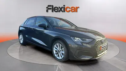 Usado Audi A3 Premium 110 CV (80 kW) 2023 Gris Berlina