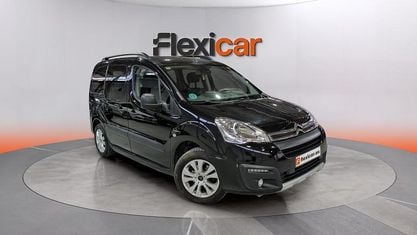 Usado Citroën Berlingo Feel 110 CV (80 kW) 2018 Negro Monovolumen