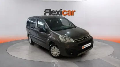 Usado Citroën Berlingo 100 CV (73 kW) 2018 Marrón Monovolumen