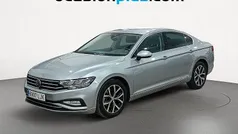 Gris plata Usado 2020 VW Passat Executive Berlina | 21.236 € (Buen precio)