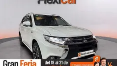 Blanco Usado 2017 Mitsubishi Outlander P-HEV SUV | 19.790 € (Precio justo)
