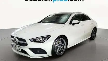 Usado Mercedes CLA200 AMG 163 CV (119 kW) 2019 Blanco Berlina