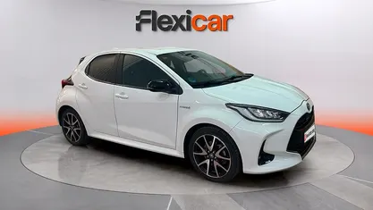Usado Toyota Yaris Hybrid Active 117 CV (86 kW) 2021 Utilitario