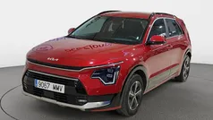 Rojo Usado 2024 Kia Niro SUV | 22.110 € (Buen precio)