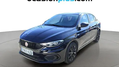 Usado Fiat Tipo Pop 95 CV (69 kW) 2019 Negro Utilitario