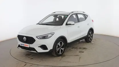 Usado MG ZS Comfort 111 CV (81 kW) 2023 Blanco SUV